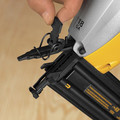 Brad Nailers | Factory Reconditioned Dewalt DC608KR 18V XRP Cordless 18-Gauge 5/8 in. - 2 in. Brad Nailer Kit with FREE XRP 18V Battery image number 2