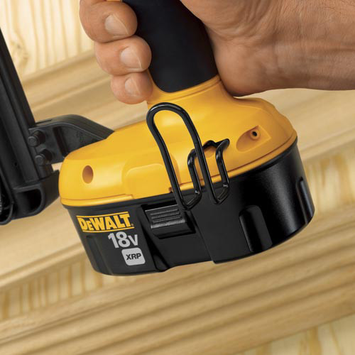 Dewalt DC608K 18V XRP Cordless 18Gauge 58 in. 2 in. Brad Nailer Kit