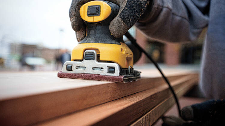 Dewalt cordless online woodworking tools