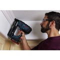 Finish Nailers | Factory Reconditioned Bosch GNH18V-16MAB12-RT 18V Lithium-Ion Brushless 16-Gauge Cordless Angled Finish Nailer Kit (2 Ah) image number 4