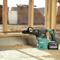 Makita LXT and XGT 20% off sale | Makita GRH09M1GAG01Z-BNDL 40V max XGT Brushless Lithium-Ion 1‑3/16 in. Cordless SDS‑Plus Rotary Hammer and 4‑1/2 in./5 in. Angle Grinder Kit Virtual Bundle (4 Ah) image number 10