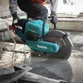 Clearance Center | Makita GEC01PL 80V max XGT (40V max X2) Brushless Lithium-Ion 14 in. Cordless AFT Power Cutter Kit with Electric Brake and 2 Batteries (8 Ah) image number 13