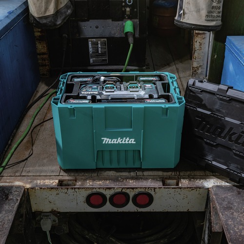 MakMak17です(^^) Makita MAKTRAK Extra Large Extension Tool Box - T-90021