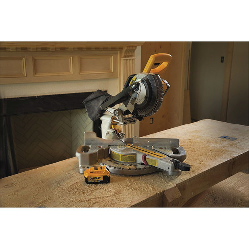 Dewalt DCS361M1 20V MAX Cordless LithiumIon 714 in. Sliding Compound
