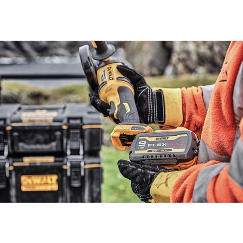 Dewalt FLEXVOLT 60V MAX Brushless Lithium Ion 4 1 2 in. 6 in. Cordless Grinder Kit with Kickback Brake and 2 9 Ah Batteries DCG418X2