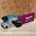 Makita Appreciation Week! Save 10%! | Factory Reconditioned Makita 9903-R 8.8 Amp Variable Speed 3 in. x 21 in. Corded Belt Sander image number 4