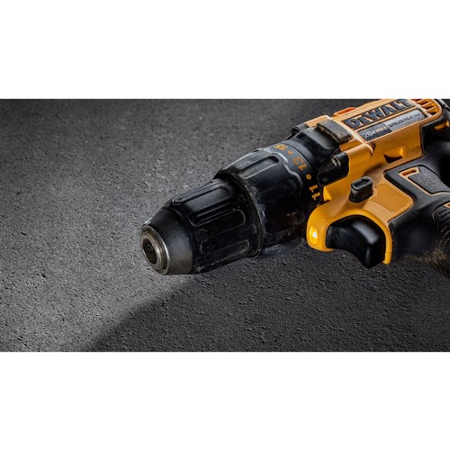 Dewalt 20V MAX Brushless Lithium Ion 1 2 in. Cordless Drill Driver Kit with 2 Batteries 1.5 Ah DCD777C2
