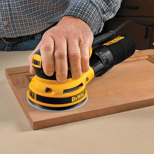 Low profile random orbit shop sander