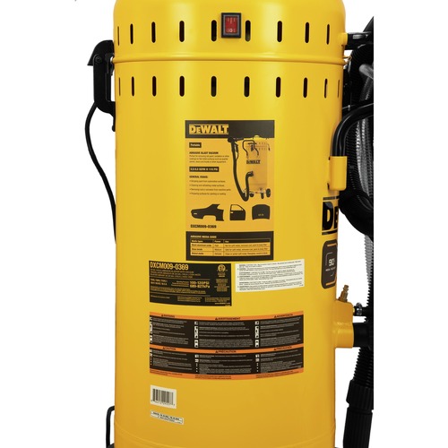 Dewalt 120V 5.5 to 6.5 SCFM 115 PSI Abrasive BlastVac for Clean