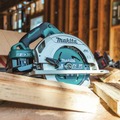 Circular Saws | Makita XSH06PT 18V X2 (36V) LXT Brushless Lithium-Ion 7-1/4 in. Cordless Circular Saw Kit with 2 Batteries (5 Ah) image number 18
