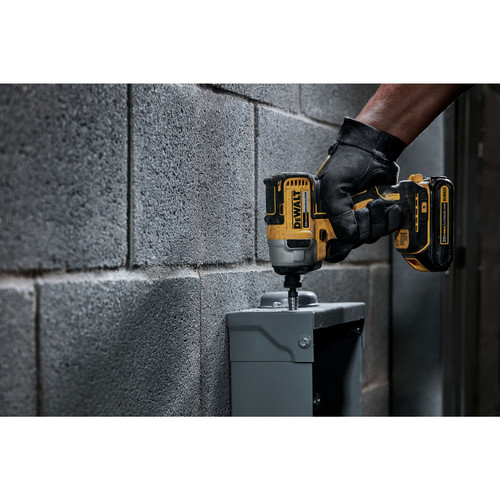 Dewalt dck277c2 price deals