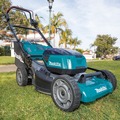 Makita Appreciation Week! Save 10%! | Factory Reconditioned Makita XML08PT1-R 18V X2 (36V) LXT Brushless Lithium-Ion 21 in. Cordless Self-Propelled Commercial Lawn Mower Kit with 4 Batteries (5 Ah) image number 18