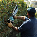 Hedge Trimmers | Makita GHU05M1 40V max XGT Brushless Lithium-Ion 30 in. Cordless Single Sided Hedge Trimmer Kit (4 Ah) image number 11