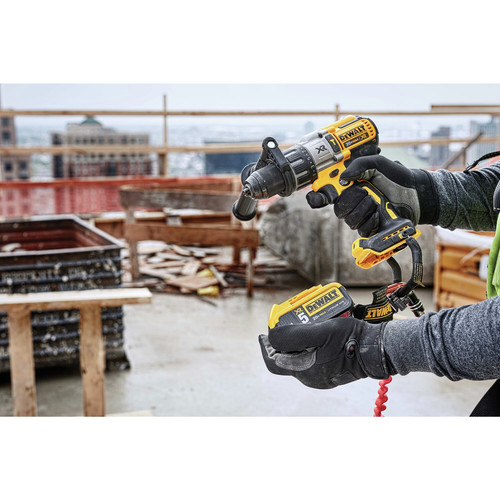 DEWALT 20V MAX XR Hammer Drill Kit, Brushless, 3-Speed (DCD996P2) 