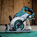  | Makita GSR01M1 40V max XGT Brushless Lithium-Ion 7-1/4 in. Cordless Rear Handle Circular Saw Kit (4 Ah) image number 12
