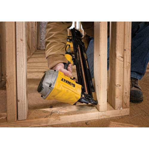 Dewalt DW325PL 21 Degree 3 1 4 in. Framing Nailer