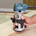  | Factory Reconditioned Makita RT0701C-R 1-1/4 HP  Compact Router image number 3