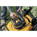 Dewalt DCMW220W2 2X20V MAX Brushless Lithium-Ion 20 in. Cordless Lawn Mower (8 Ah) image number 4