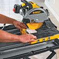Dewalt D24000S 10 in. Wet Tile Saw with Stand image number 29