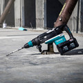 Free Makita Cordless Angle Grinder Kit | Makita GRH06PM 80V max XGT (40V max X2) Brushless Lithium-Ion 2 in. Cordless AFT, AWS Capable AVT Rotary Hammer Kit with 2 Batteries (4 Ah) image number 11