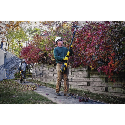 Dewalt dcht895m1 40v max telescoping pole hedge trimmer clearance