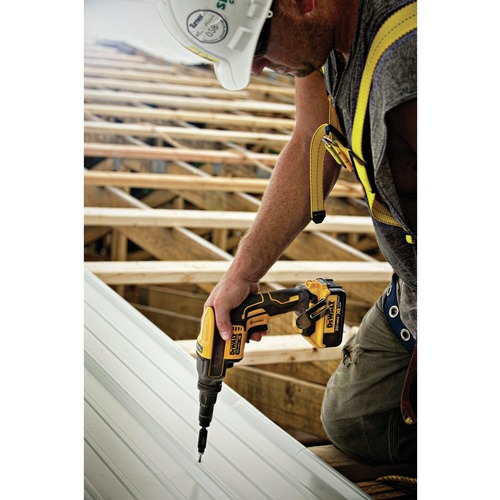 Dewalt 20V MAX XR Brushless Lithium Ion Cordless Versa Clutch Adjustable Torque Screwgun Tool Only DCF622B