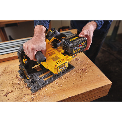Dewalt 60V MAX FLEXVOLT Brushless 6 1 2 in. Cordless TrackSaw Kit with 1 6Ah Battery and Charger DCS520T1