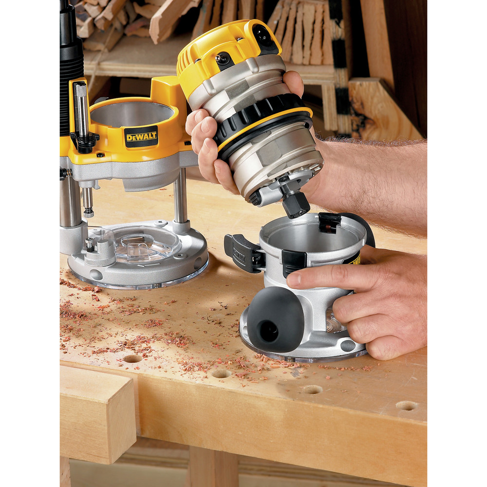 Dewalt 21/4 HP EVS Fixed Base Router DW618