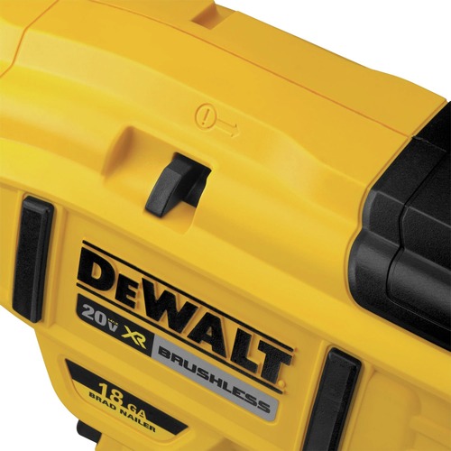 Dewalt dcn680b deals refurbished
