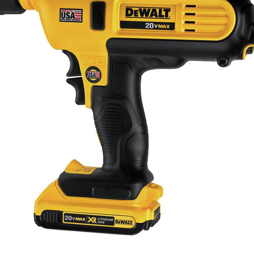 Dewalt DCE570D1 20V MAX Lithium-Ion 29 oz. Cordless Adhesive Gun Kit