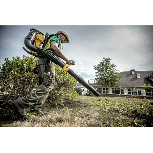Dewalt 40V MAX Cordless Lithium Ion XR Brushless Backpack Blower Kit with 2 Batteries DCBL590X2