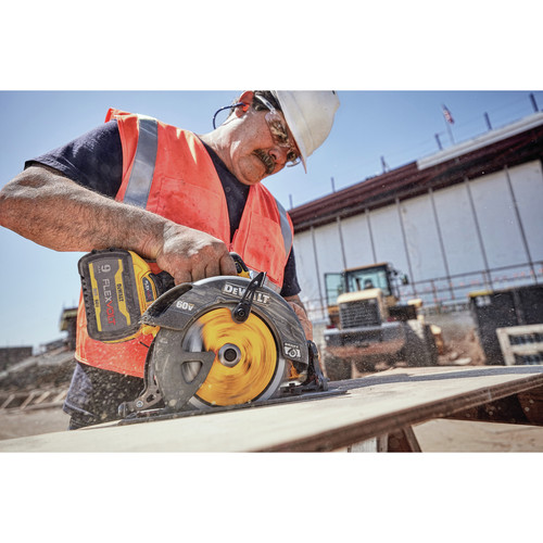 Dewalt 60V MAX FLEXVOLT Brushless 7-1/4 Cordless Circular Saw
