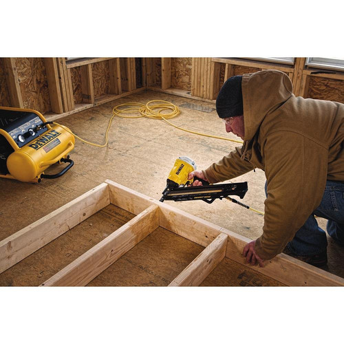 Dewalt 30 Degree 3 1 4 in. Framing Nailer DW325PT