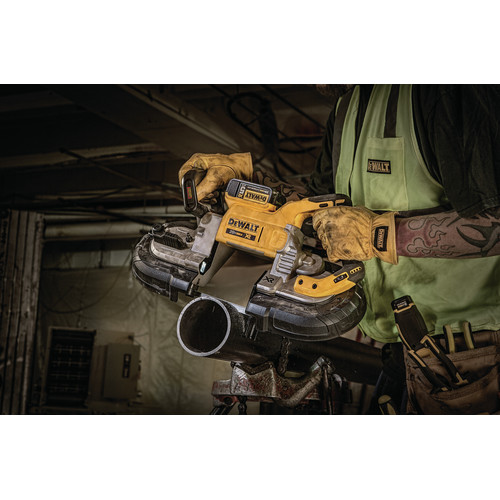 Dewalt 20V MAX 5 in. Dual Switch Band Saw Kit DCS376P2