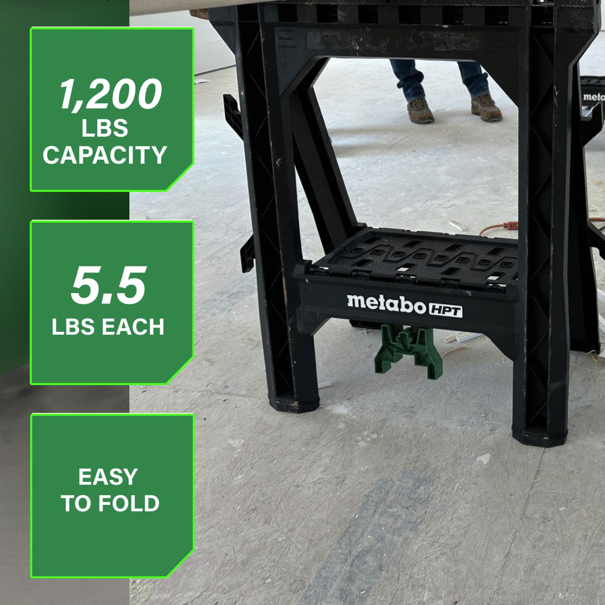 1200 lbs. total capacity with an ultra-lightweight 5.5 lbs. design.